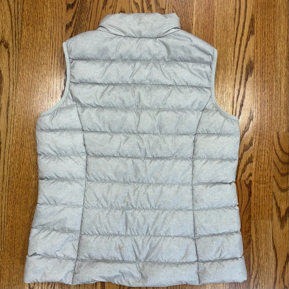 Eddie Bauer Women's CirrusLite Down Vest, Lt Gray Regular L - Picture 4 of 10